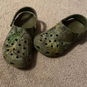 Crocs